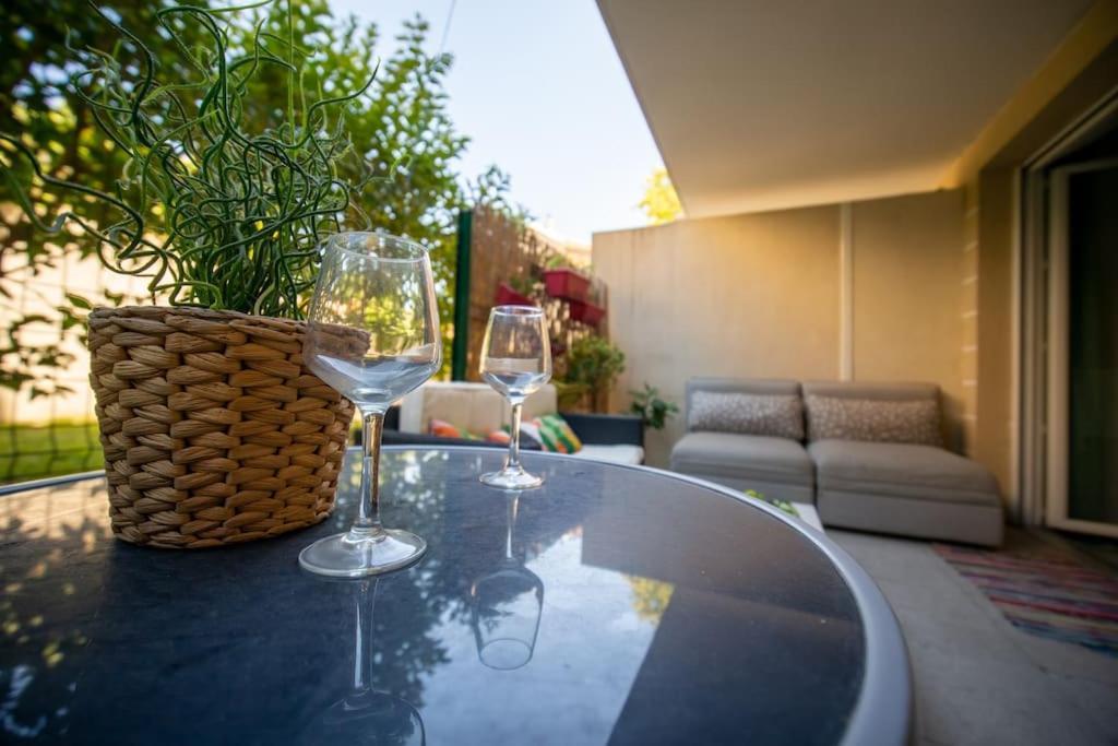 Fully Equipped Apartment With Terrace Sleeps 4 Marsylia Zewnętrze zdjęcie